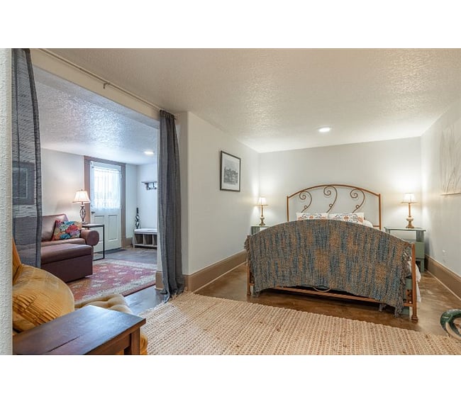 Furnished Finder property 227372_1 photo 6