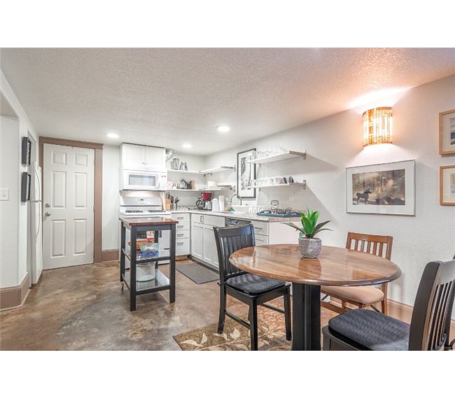 Furnished Finder property 227372_1 photo 15