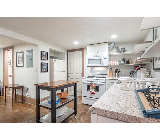 Furnished Finder property 227372_1 photo 16