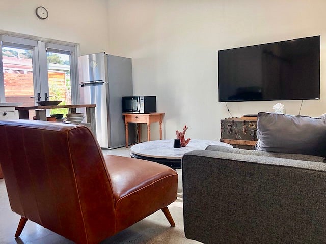 Furnished Finder property 227487_2 photo 6