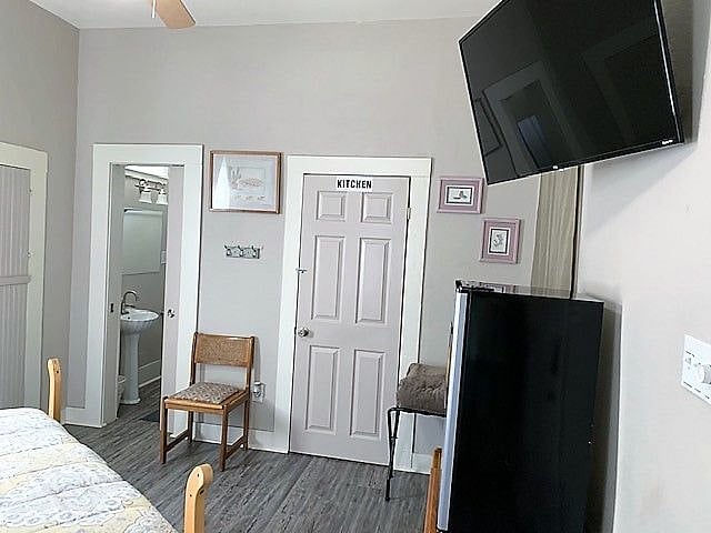 Private Bathroom/Shower