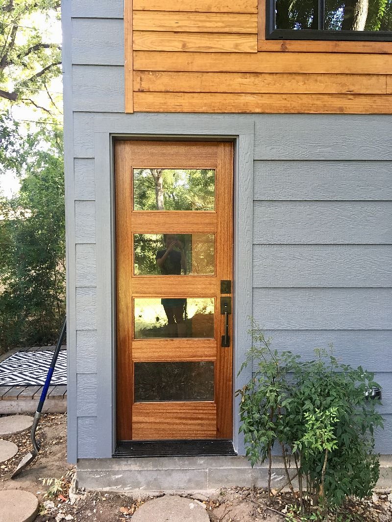 Each bedroom has it's own door leading to outside (with it's own individual key/lock)