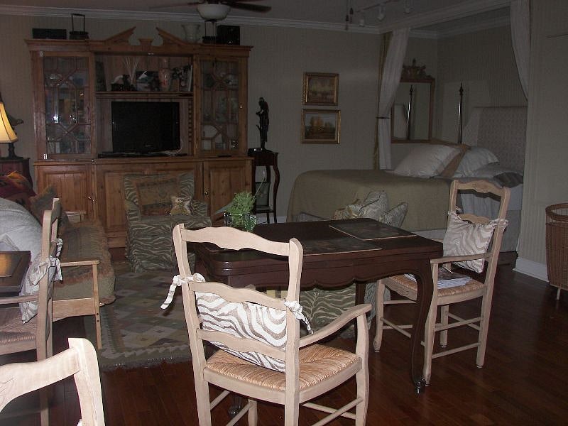 Furnished Finder property 227872_1 photo 15