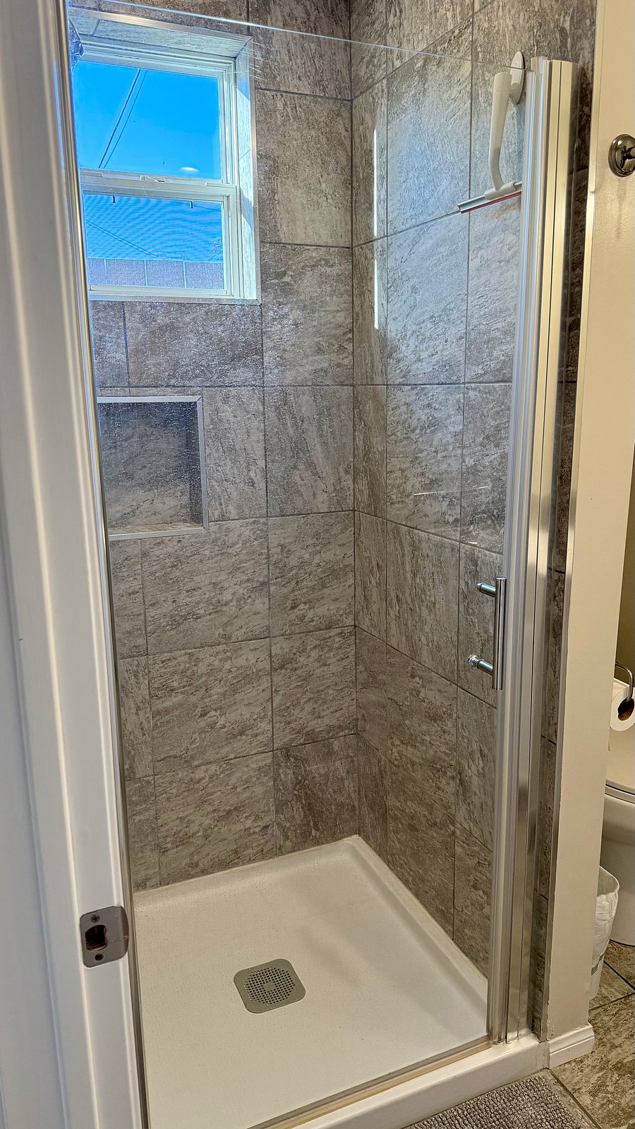 Furnished Finder property 227921_1 photo 12