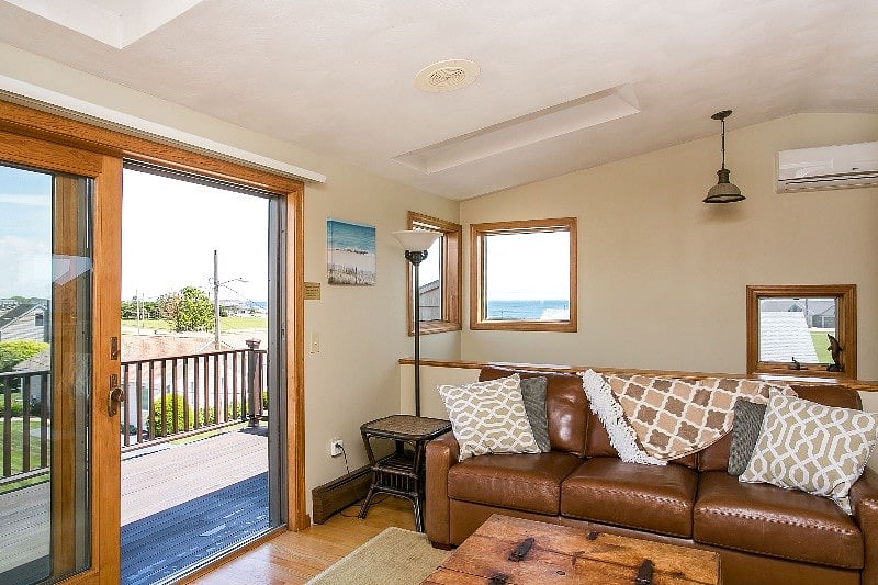 3rd floor living room