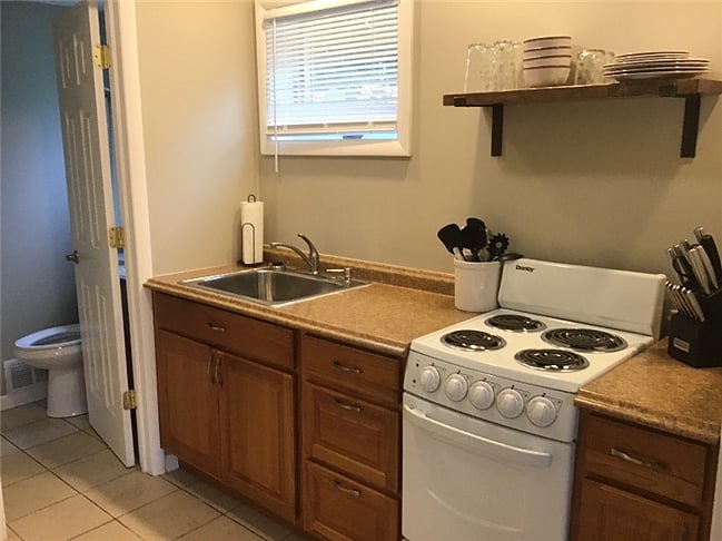 Furnished Finder property 228200_1 photo 3