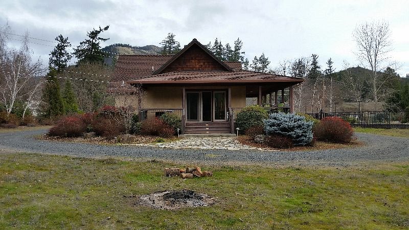 Furnished Finder property 228260_1 photo 5