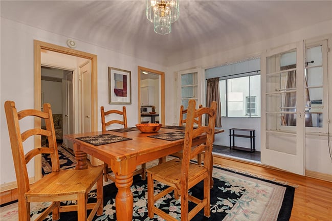 Full Dining Area