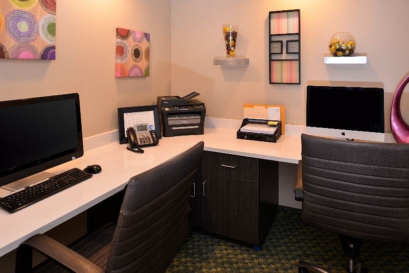 Furnished Finder property 228416_1 photo 7
