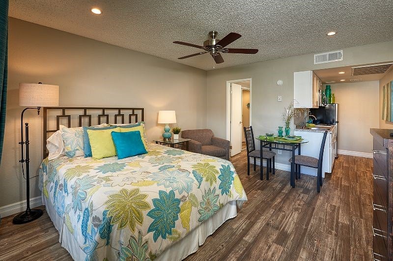 Furnished Finder property 228490_1 photo 3