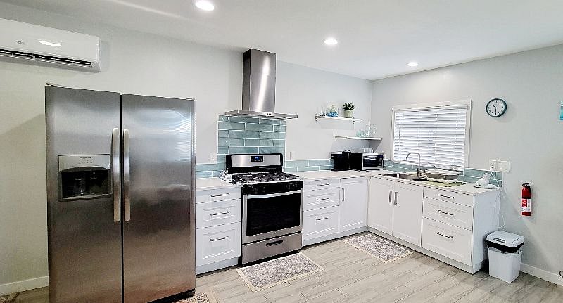 Furnished Finder property 228493_1 photo 6