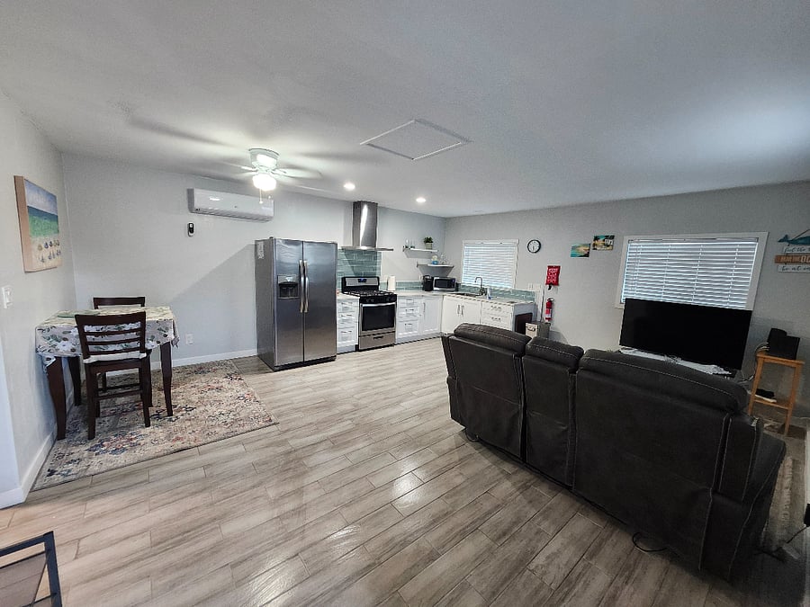 Furnished Finder property 228493_1 photo 4