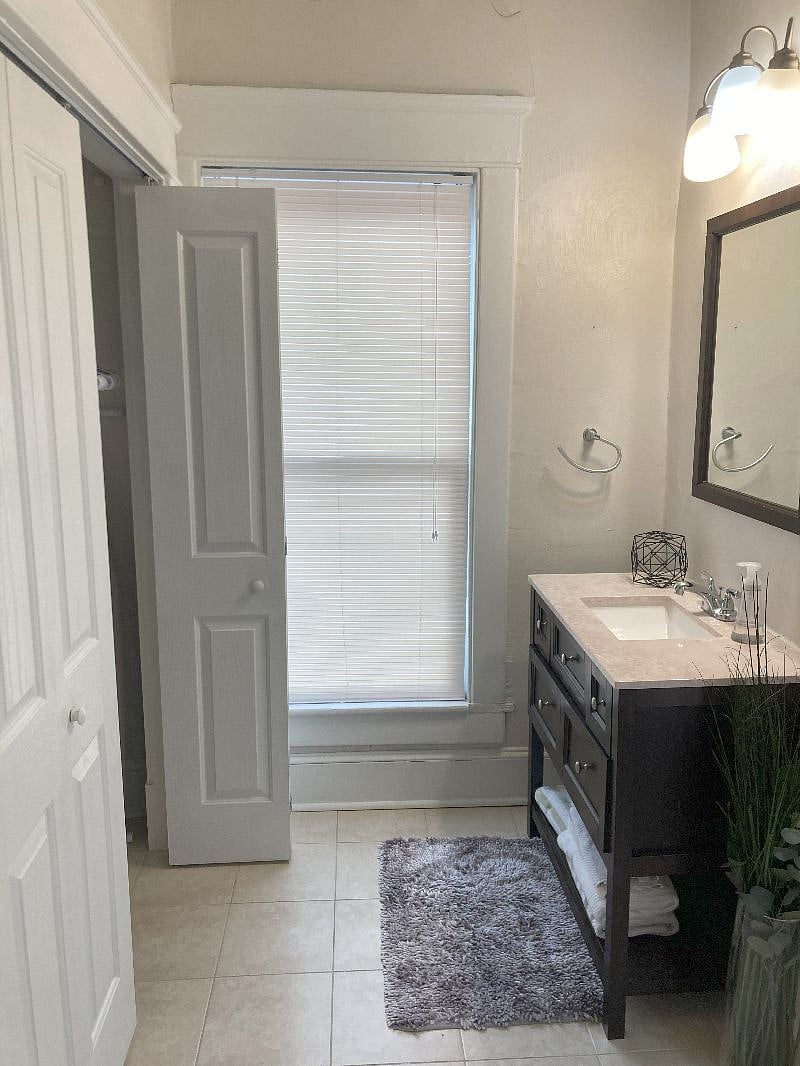 Furnished Finder property 228610_2 photo 9