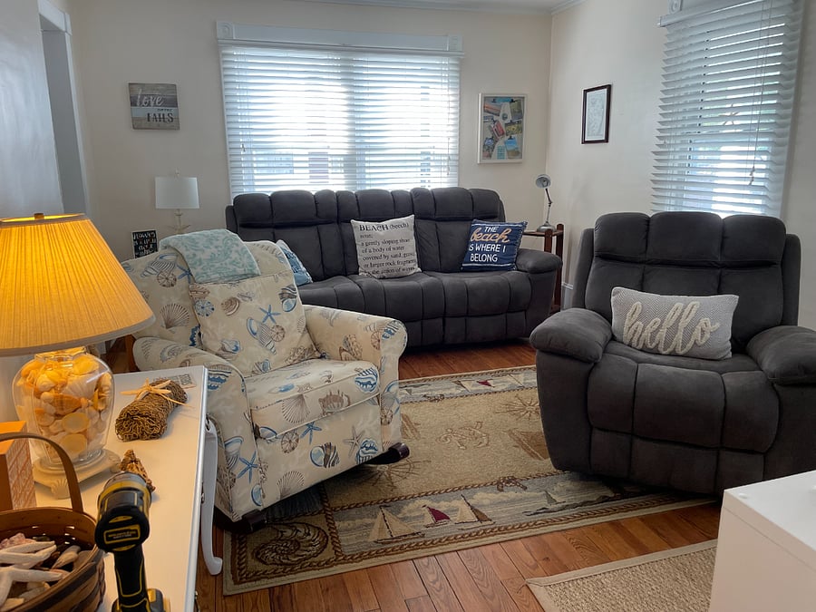 Living room - furniture reclines