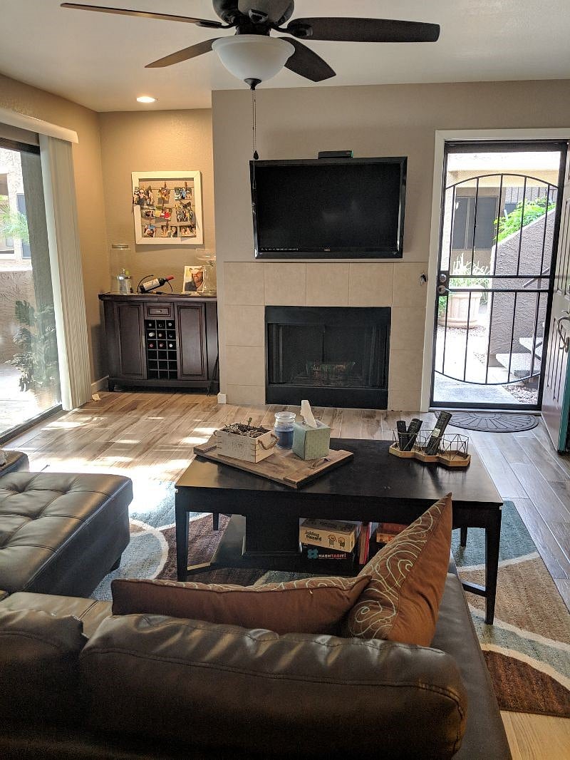 Living room, functioning fire place