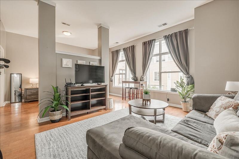 Furnished Finder property 228676_1 photo 12