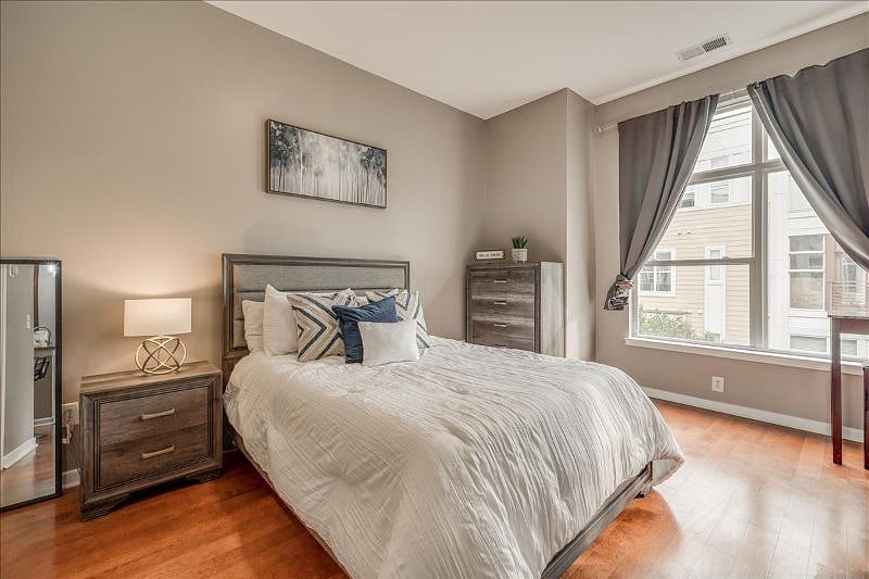 Furnished Finder property 228676_1 photo 17