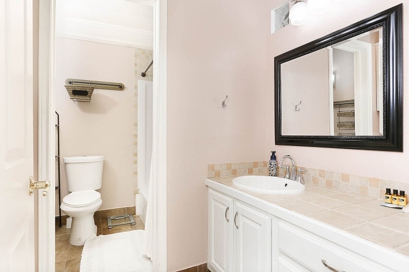 Guest bathroom upstairs. There is a half bath downstairs as well.
