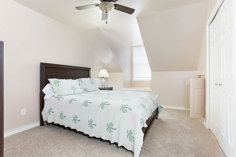 Guest bedroom upstairs with queen bed and secret tunnel!