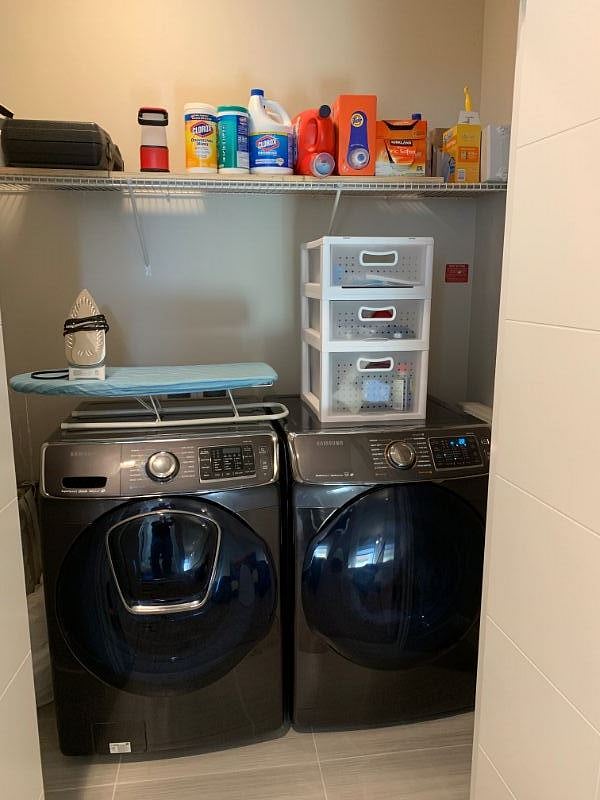 Laundry (3rd floor)