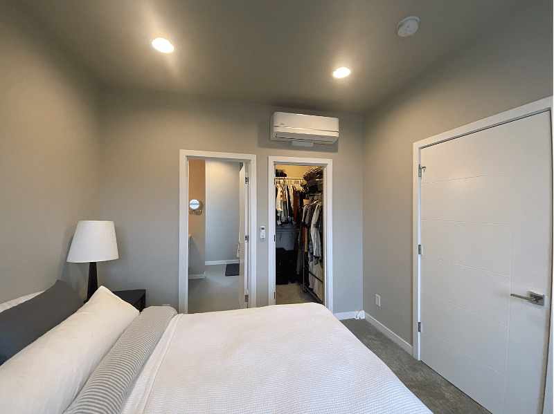 Master bedroom + bath (3rd floor)