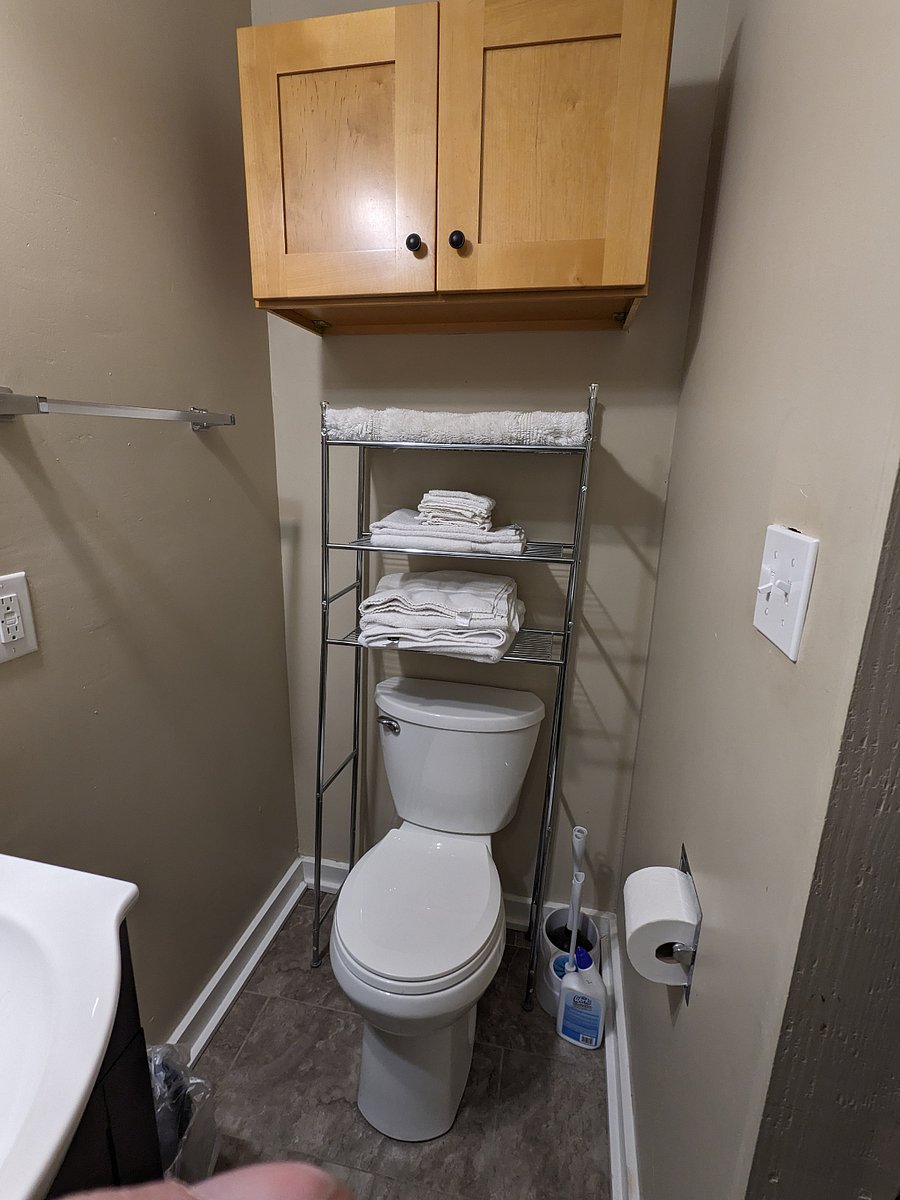 Furnished Finder property 229053_1 photo 8