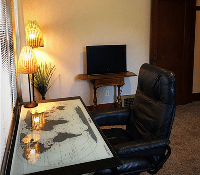 2nd bed, Office 