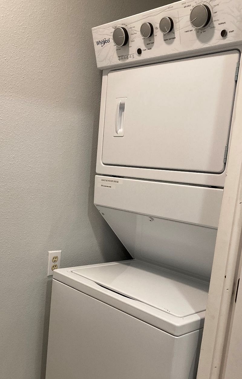 Full size washer & dryer