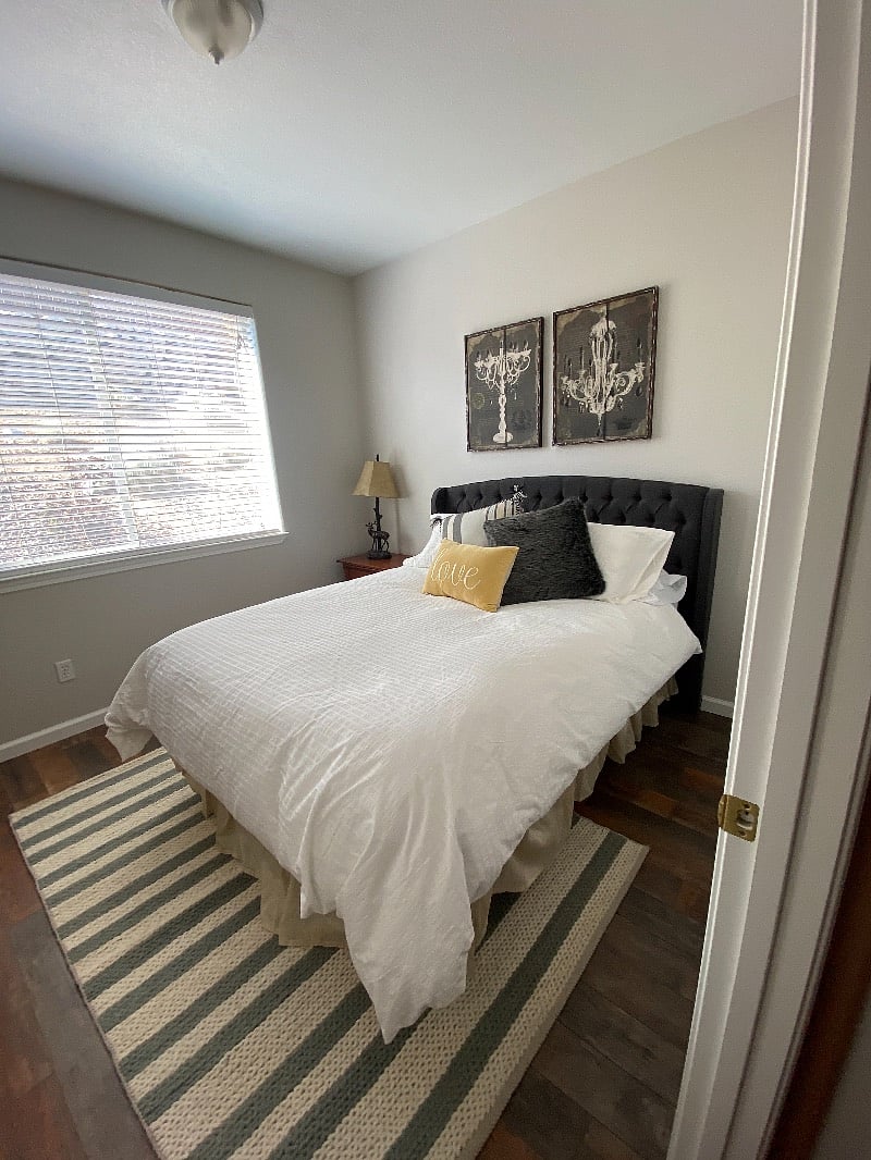 Bedroom 2, Queen Bed