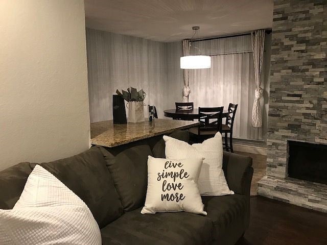Furnished Finder property 229378_1 photo 4