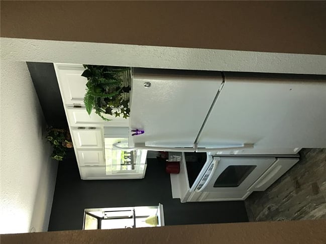 Furnished Finder property 229390_1 photo 4