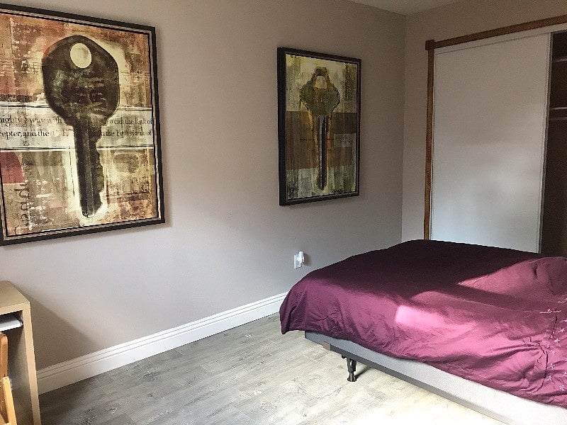 queen bed