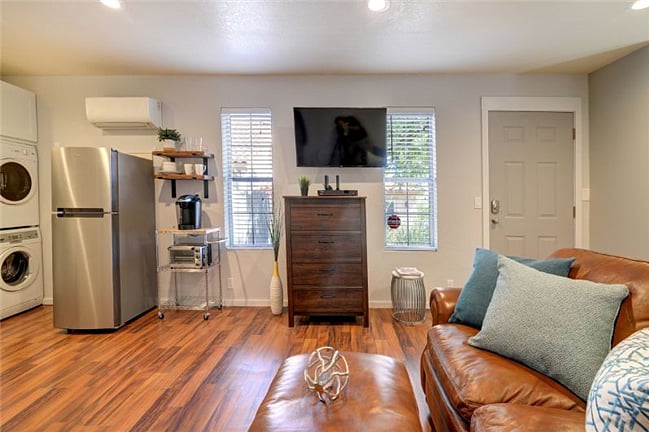 Furnished Finder property 229739_1 photo 5