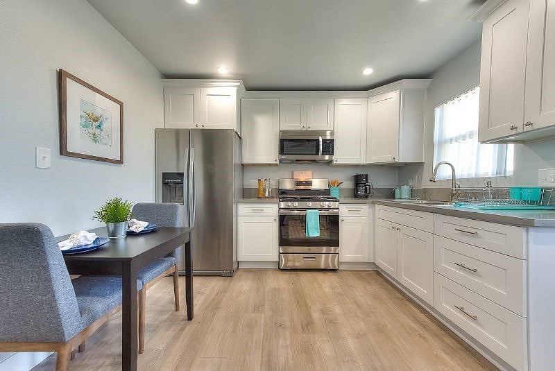 Furnished Finder property 229849_1 photo 8