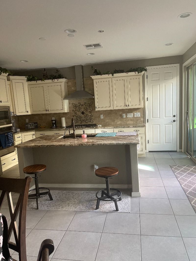 Furnished Finder property 230264_1 photo 15