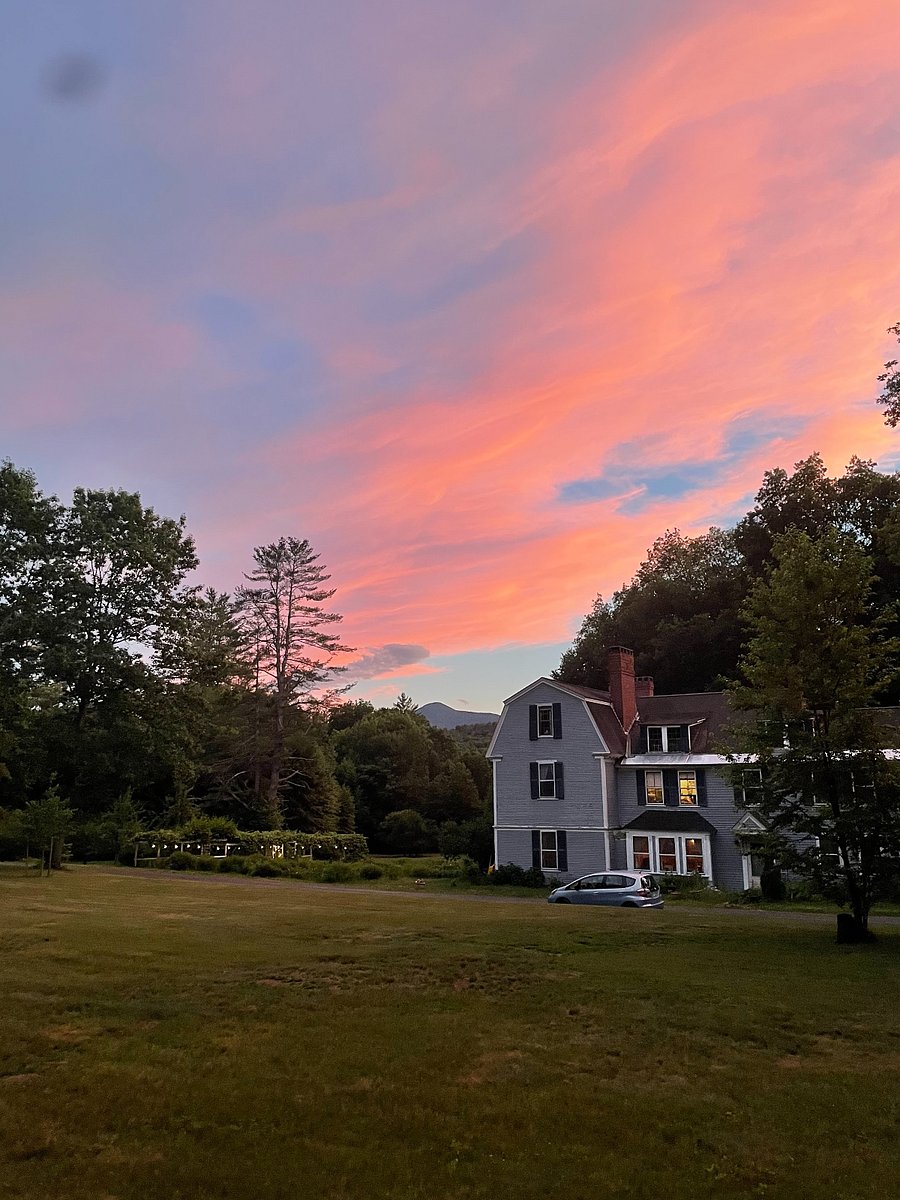 Beautiful sunsets are our specialty! In the distance you see Mt. Ascutney. Mt. A has four hiking/climbing trails through various terrains, which are open Memorial Day to Columbus Day. Cornish has a boat dock and swimming area on the Connecticut River; this is 4 minutes south from the cottage.