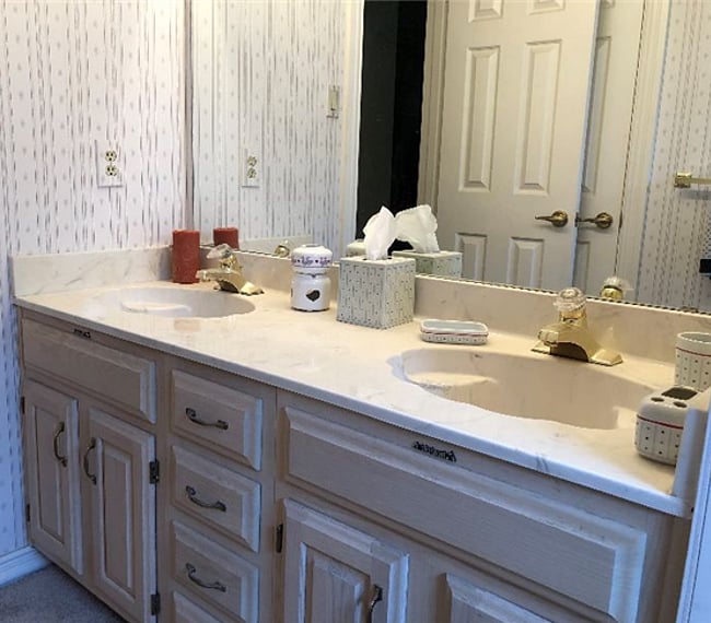 Tennant Bathroom