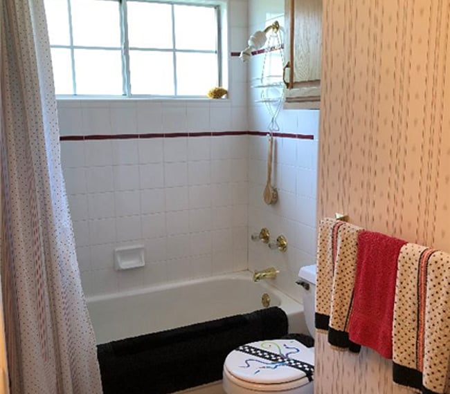 Tennant Bathroom