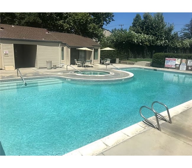 Furnished Finder property 230371_1 photo 16