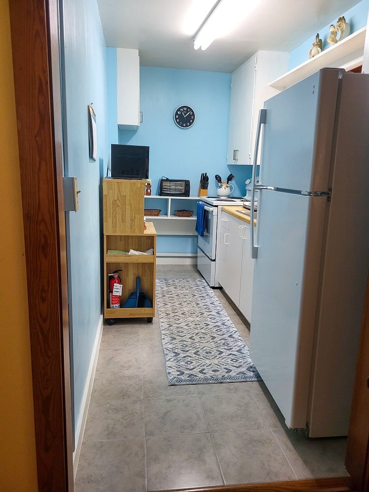 Full Kitchen