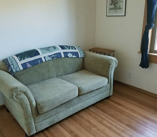 TV/Sitting room off kitchen