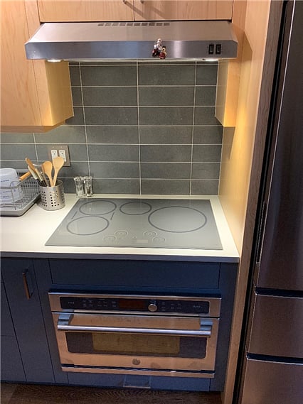 Induction Stove and oven/microwave combo
