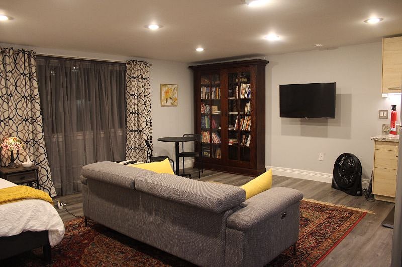 Furnished Finder property 231225_1 photo 4