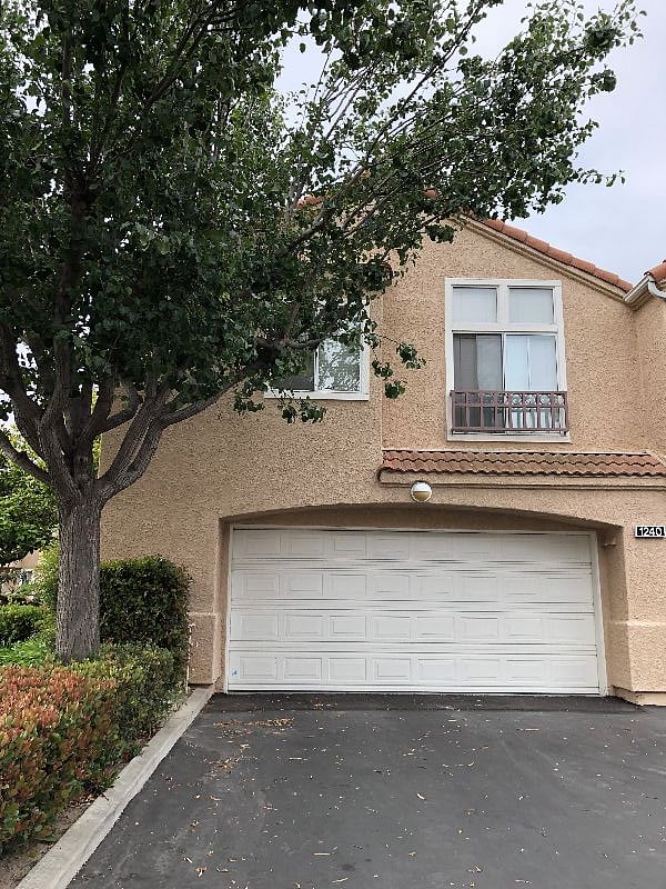 Exterior Cozy Condo remote garage