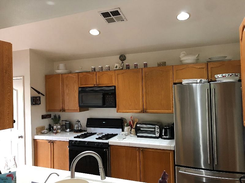 Interior Cozy Condo Kitchen