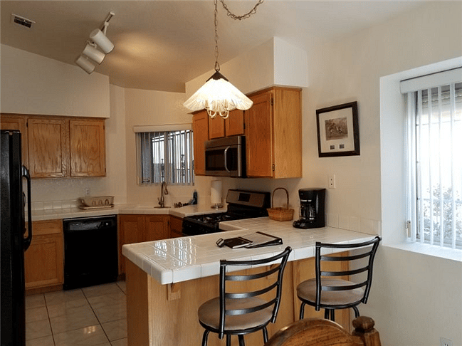 Kitchen 4