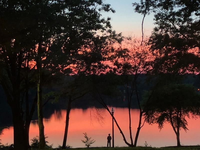 Sunset View over pond
