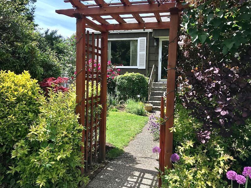 This is the front yard entry to the property.