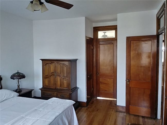Bedroom_1c