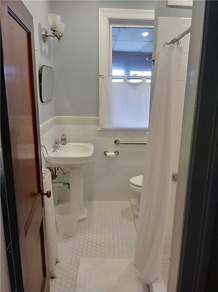 bathroom_1